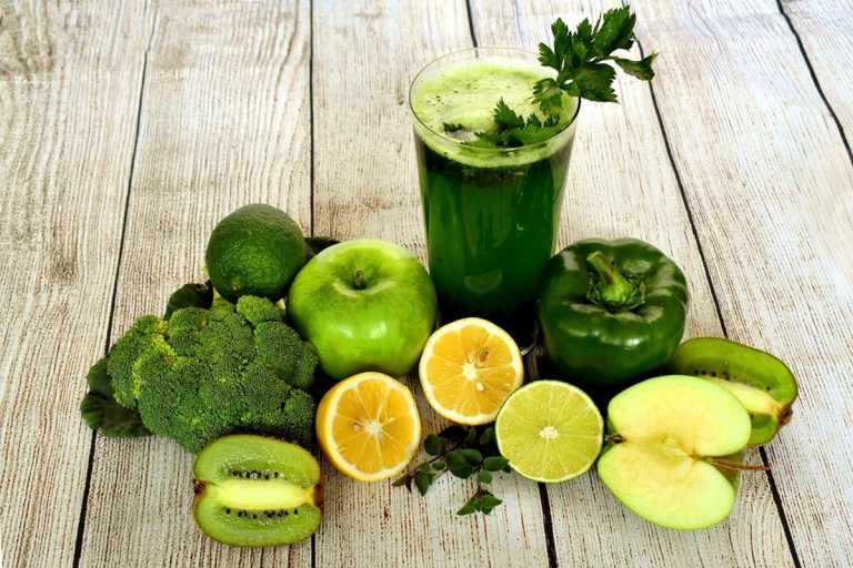 Jakie są korzyści płynące z jedzenia surowych warzyw i owoców?